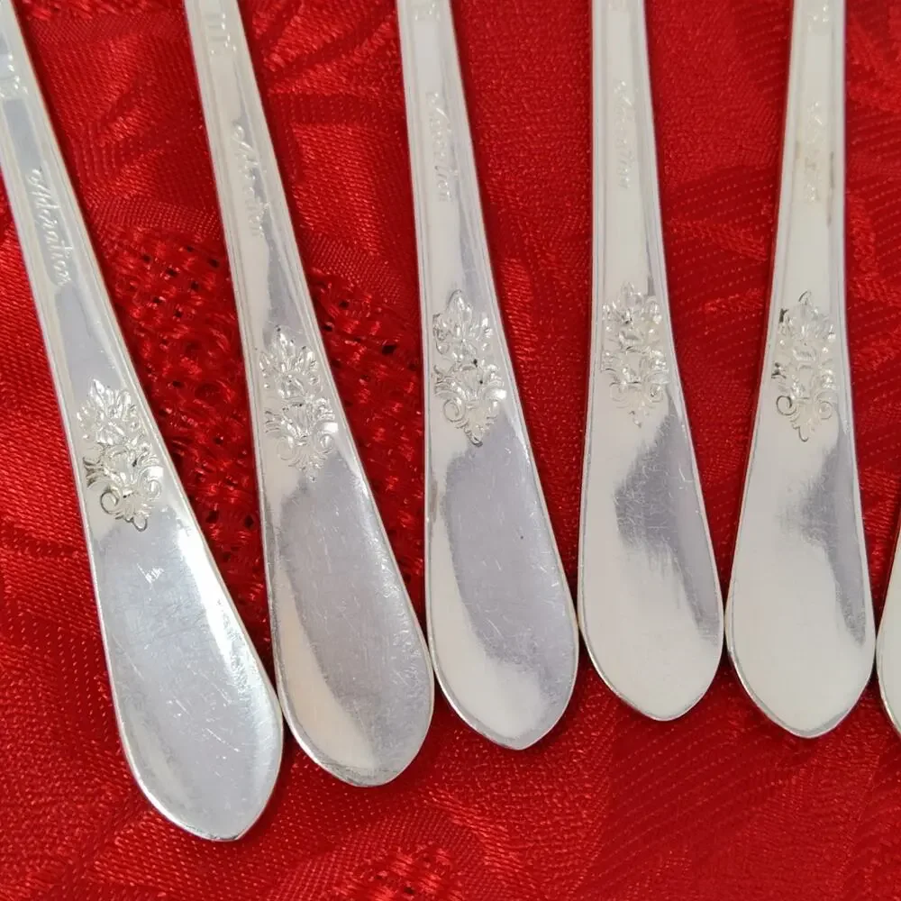 International Silver look closely